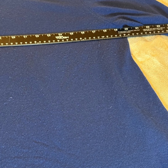 Premise 100% cashmere dk. blue asymmetrical fringe hem sweater size large - Picture 4 of 6